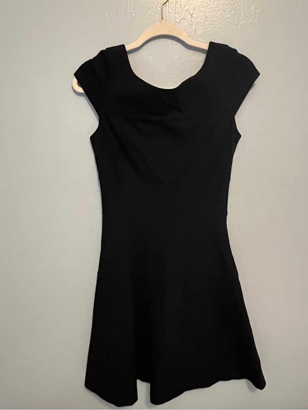 Banana Republic Black Cap-Sleeve Fit & Flare Dress